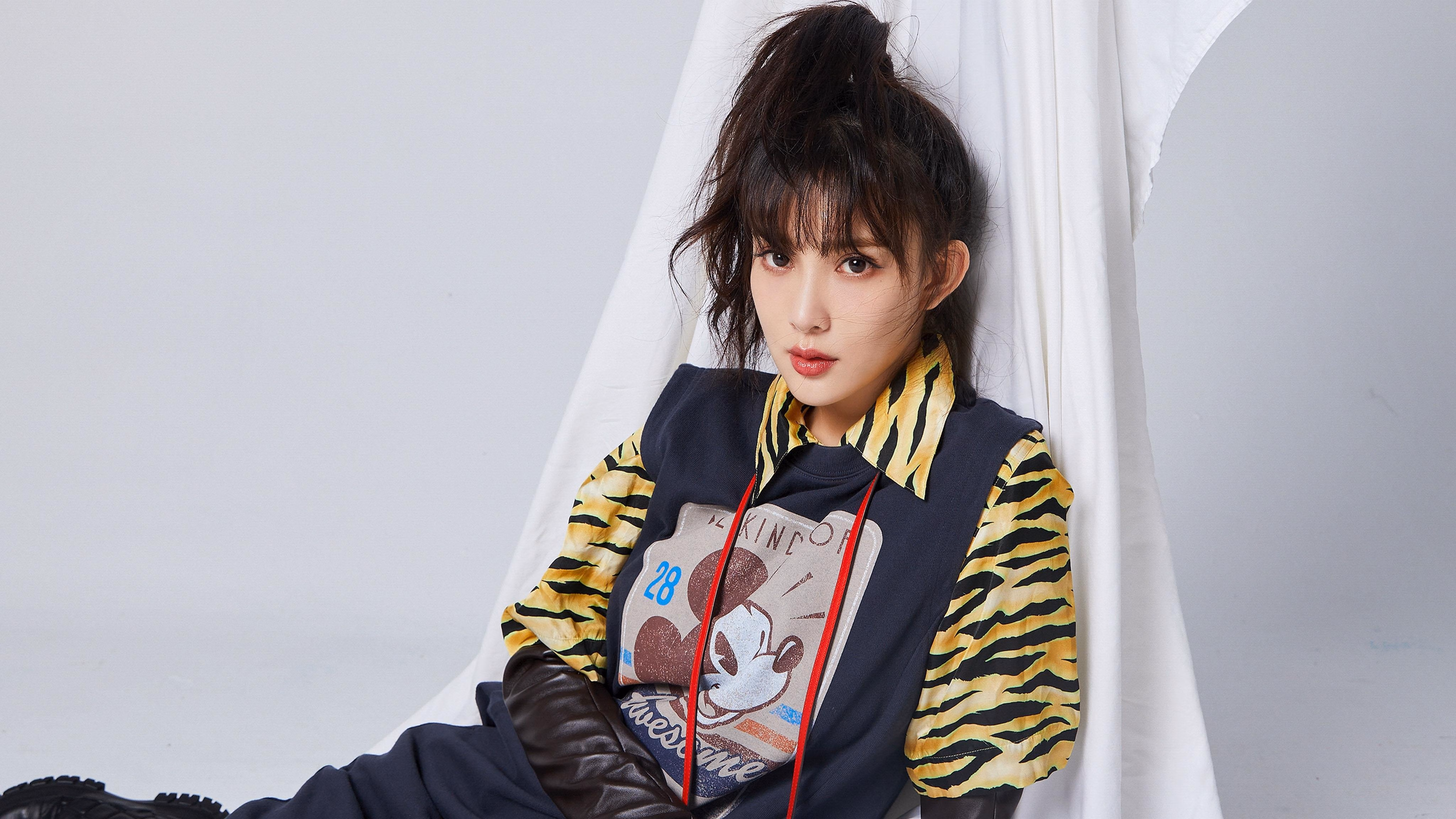 华体会app下载-美洲杯黑马崛起：逆境逆袭超越自我！，z美洲杯